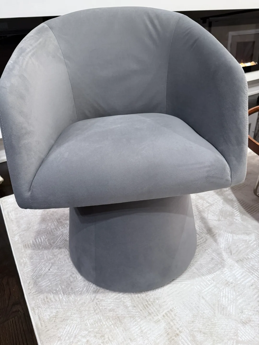 Desk / Vanity chair thumbnail