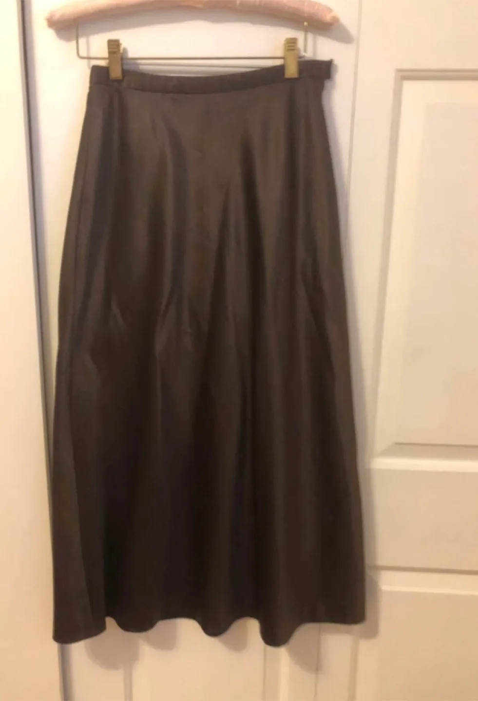 $5-$15 Assorted Women's Clothing image indicator(6)