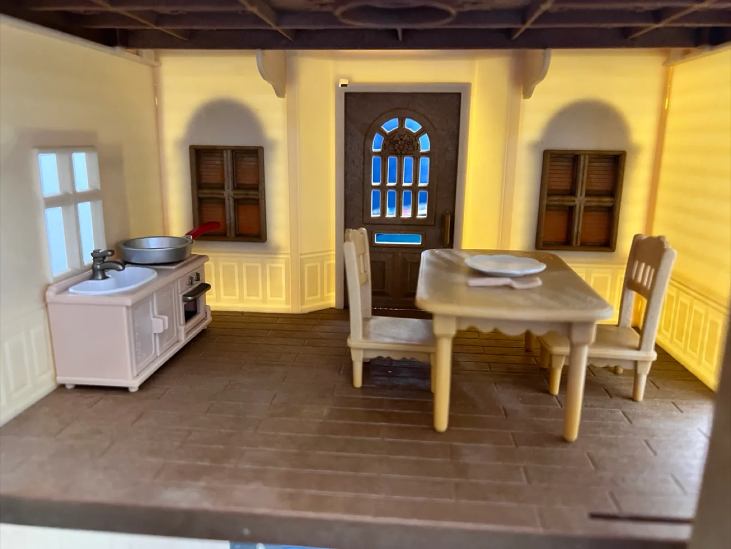 Calico Critters Dollhouse with Furniture image indicator(4)