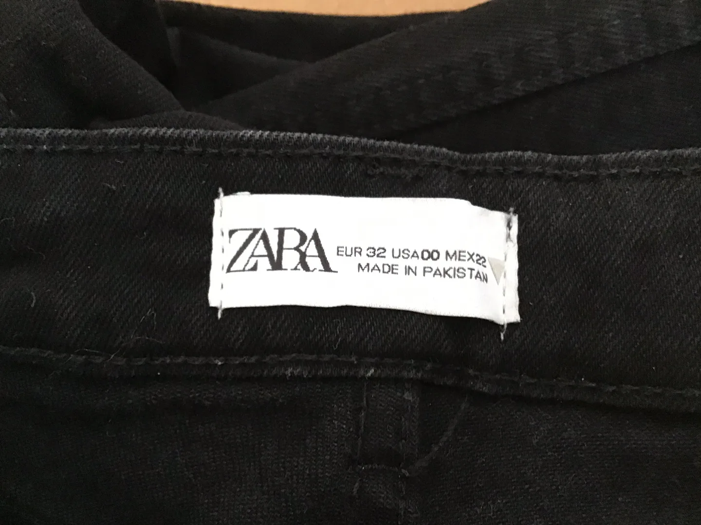 Zara Black Jeans - Size 2 thumbnail