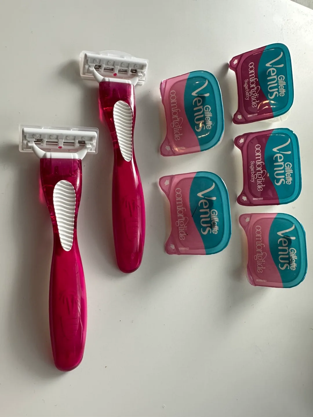 Gillette Venus Razors and Refills thumbnail