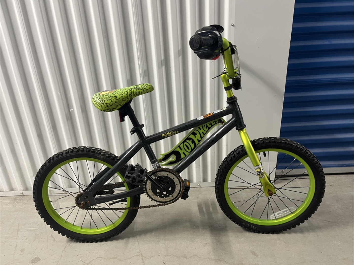 Hot Wheels Boys' Bike - Turbo Speedometer