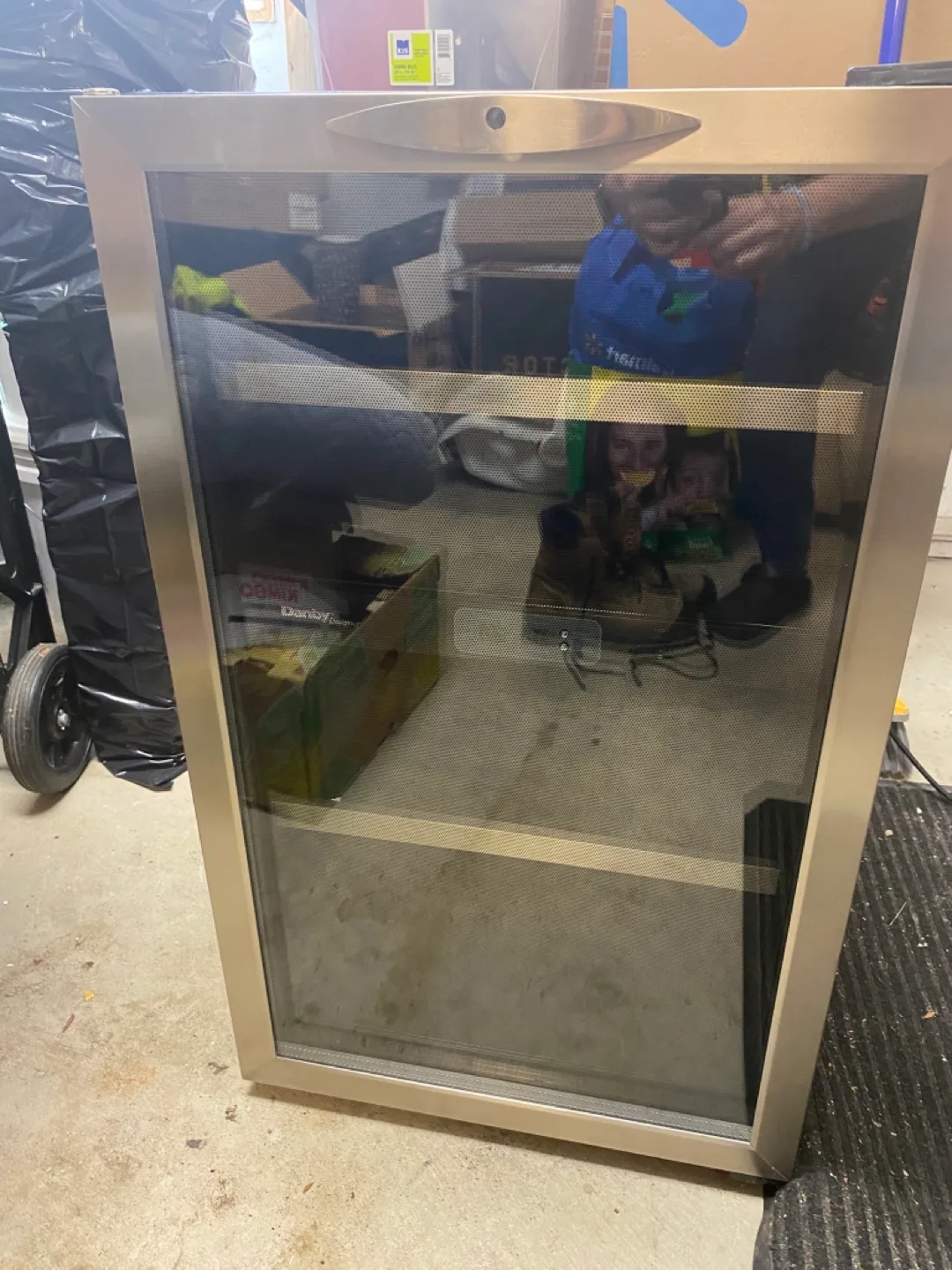 Danby Designer DWC286BLS Wine Cooler image indicator(2)