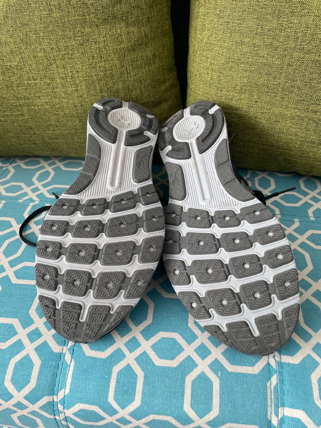 Under Armour Charged Bandit 3 - Men's Size 8.5 image indicator(3)