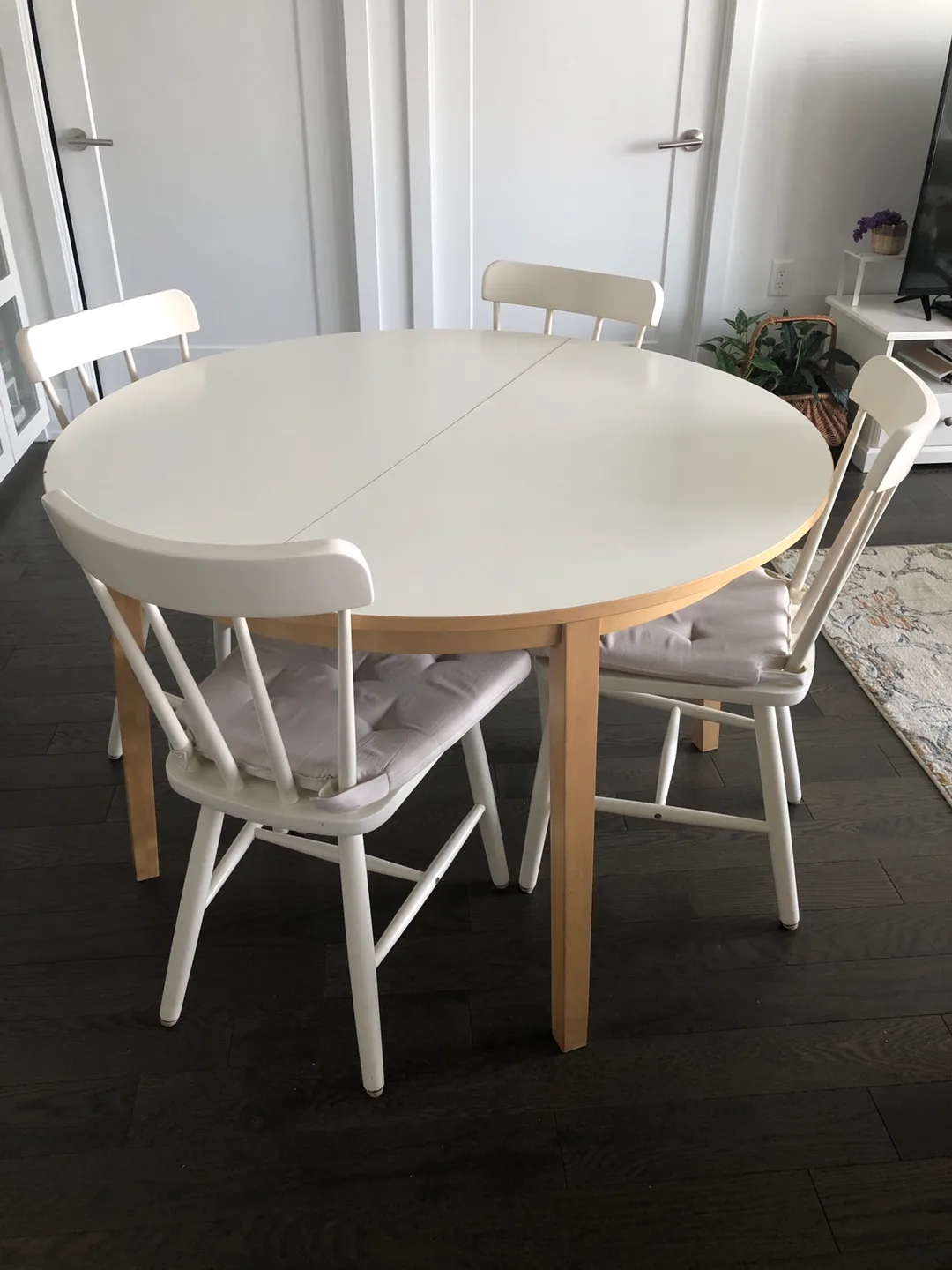 IKEA Ingatorp Extendable Dining Table & Chairs thumbnail