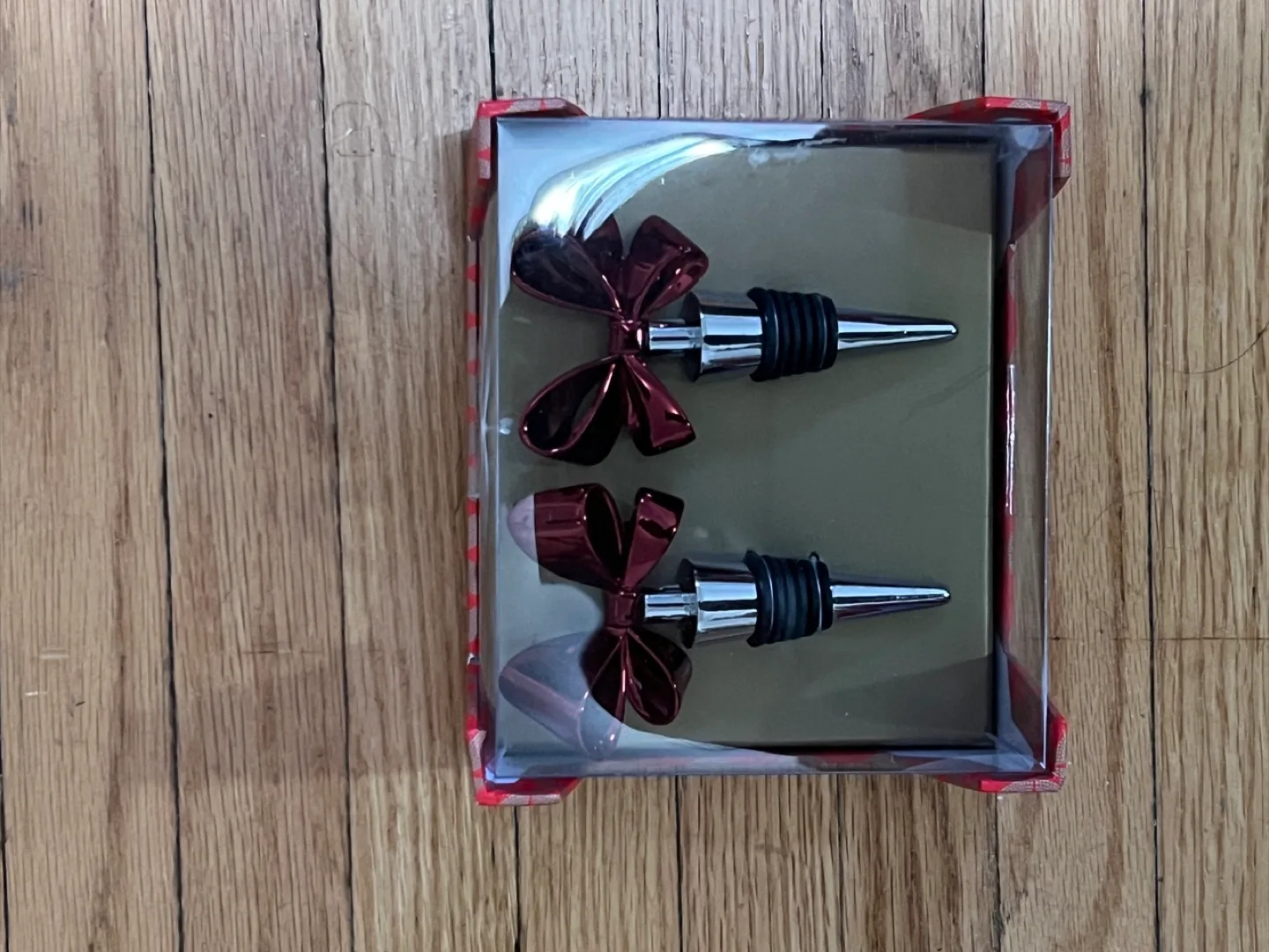 Wild Eye Designs Wine Stoppers - New in Box thumbnail