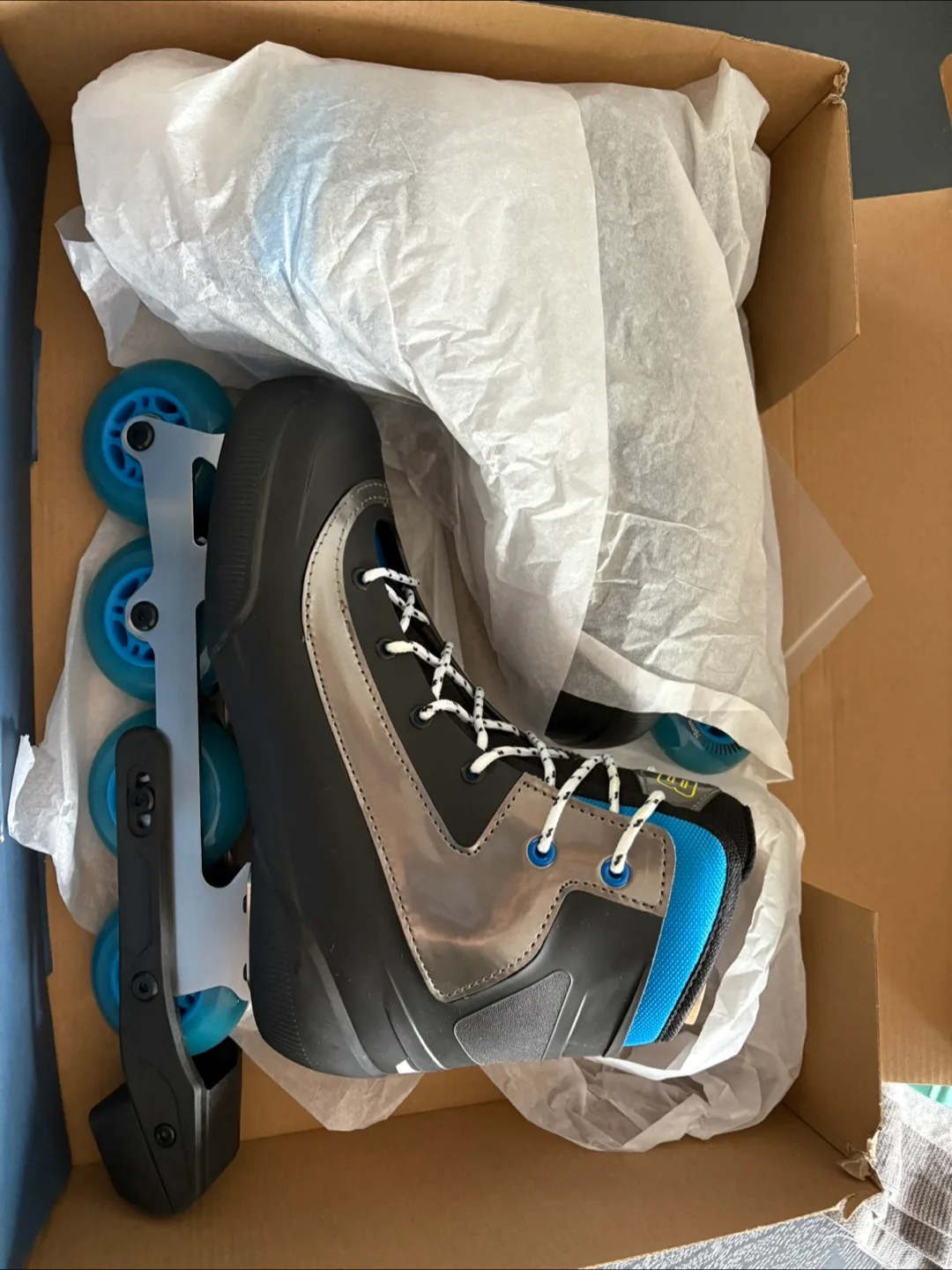 New Bauer Coaster Inline Skates - Size 7 Men / 8 Women / EU 41 image indicator(3)