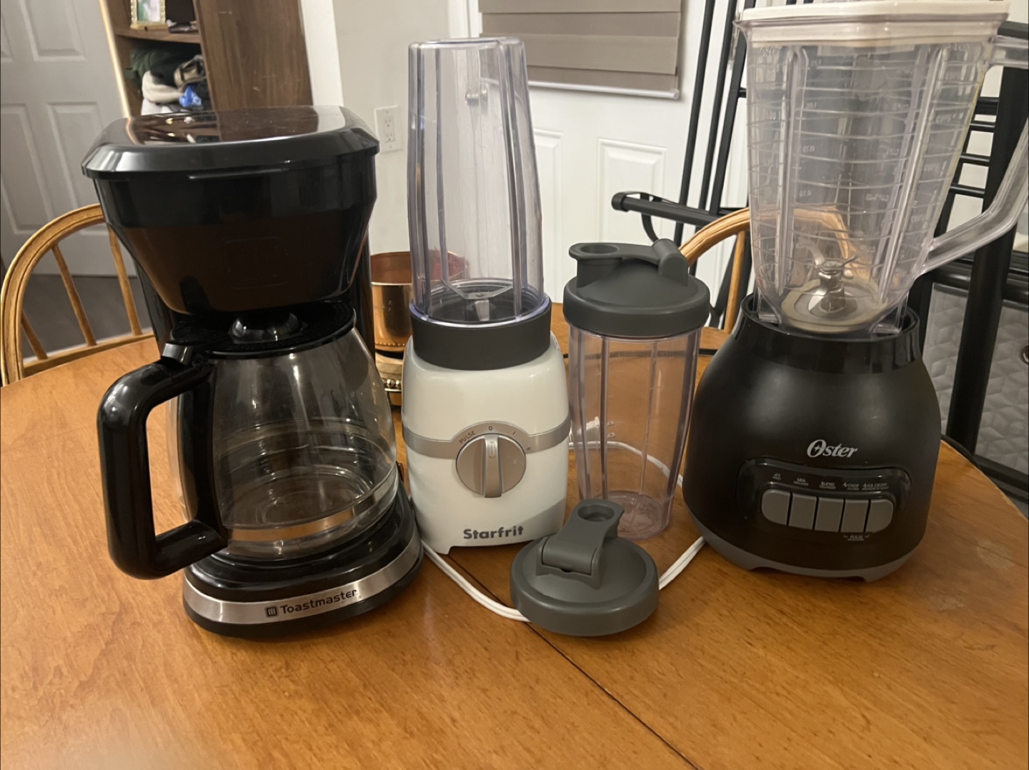 Toastmaster Coffee Maker, Starfrit Blender, Oster Blender - photo 2