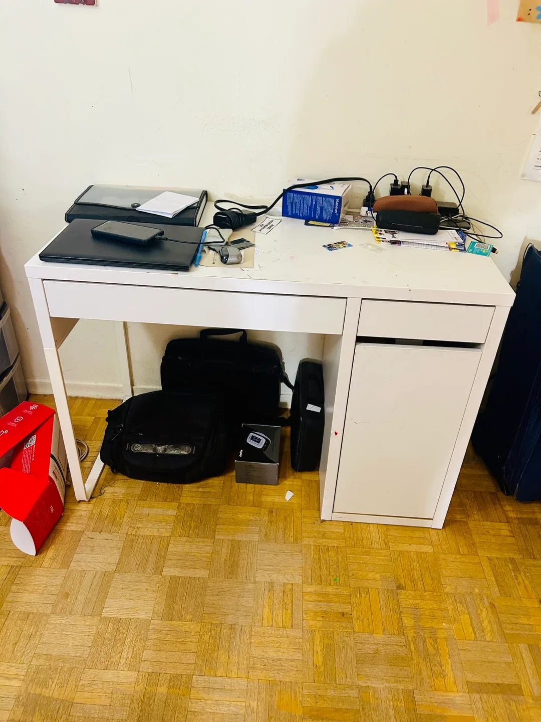 White Desk with Drawer thumbnail