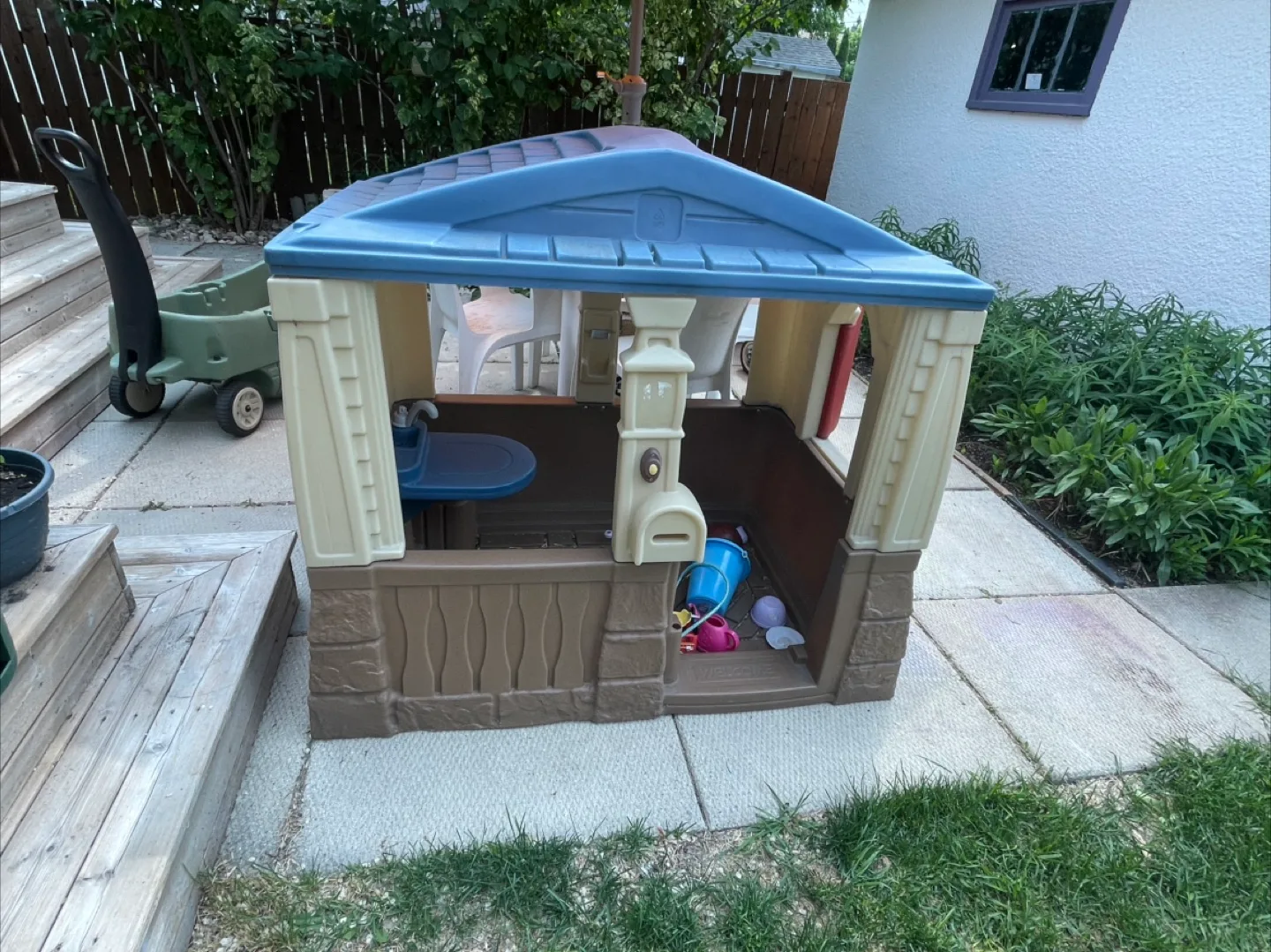 Playhouse for kids thumbnail