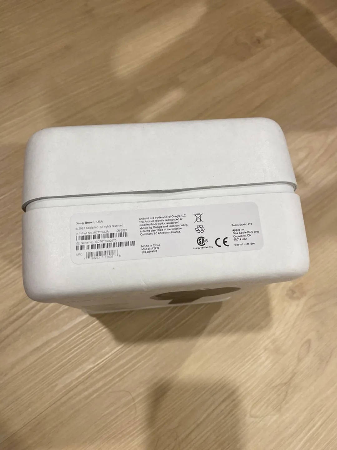 Beats Studio Pro Brown Headphones image indicator(5)