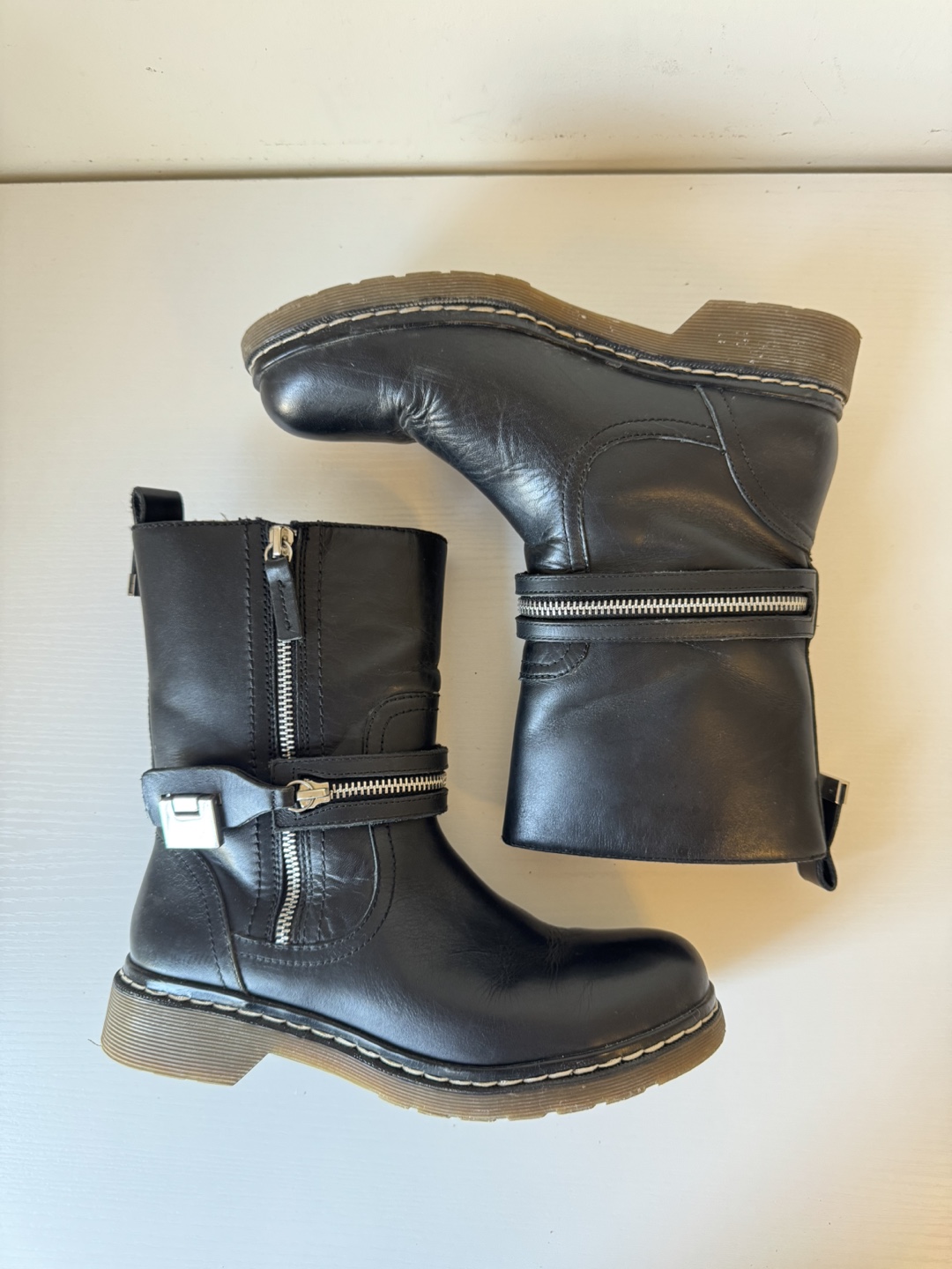 Zara Black Leather Boots with Zipper Detail - photo 3