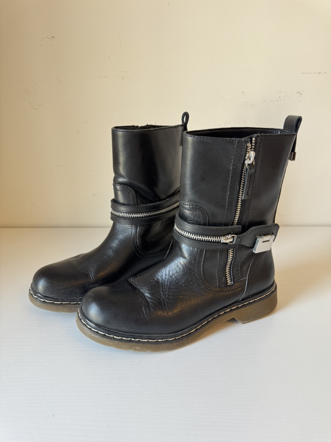 Zara Black Leather Boots with Zipper Detail