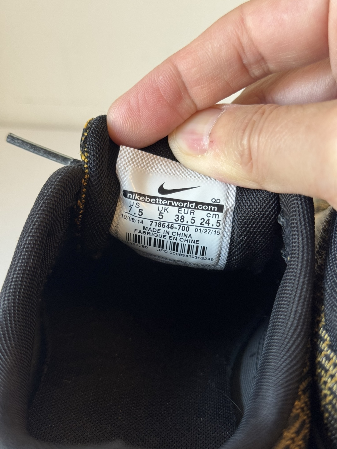 Nike Air Max Thea Gold/Black US 7.5 - photo 2