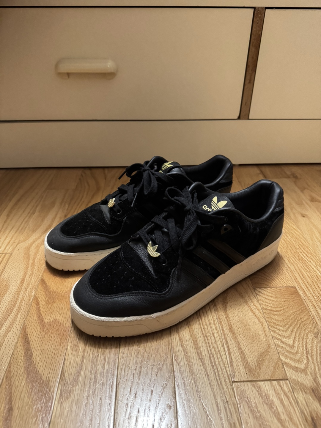 Adidas Rivalry Low Black Sneakers