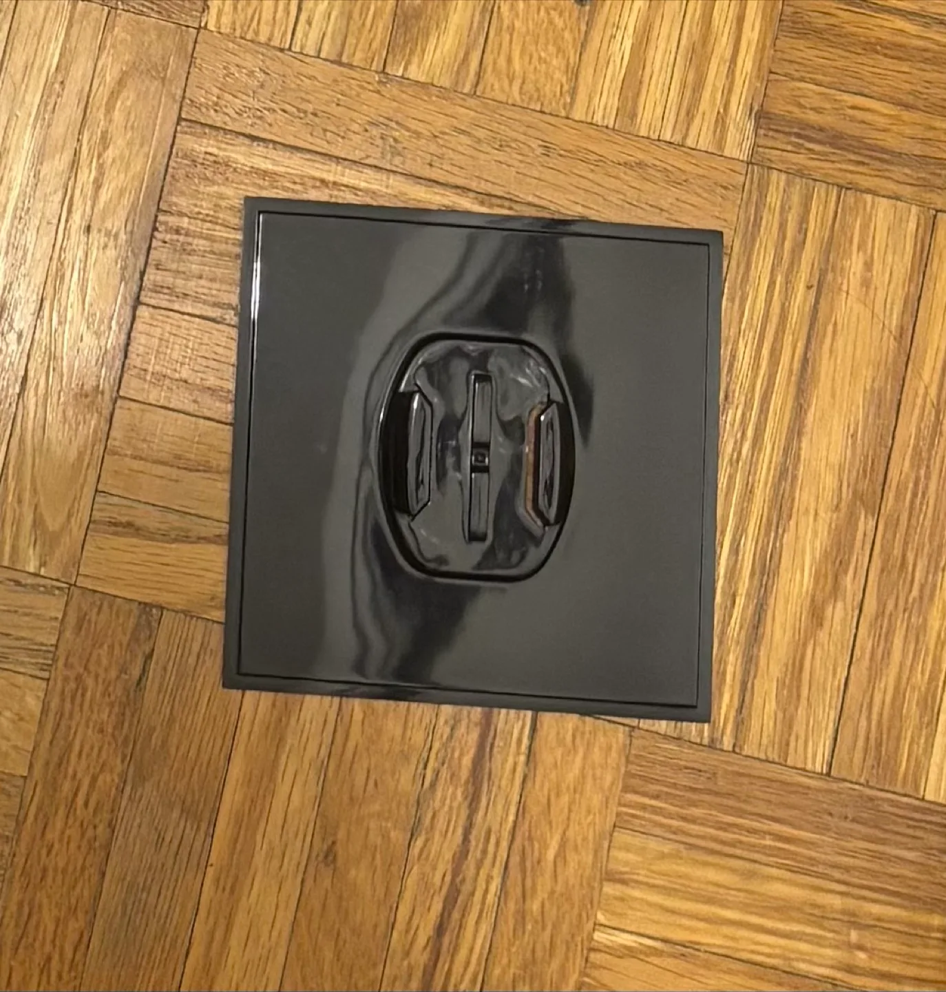 GoPro HERO4 Action Camera with Accessories image indicator(5)