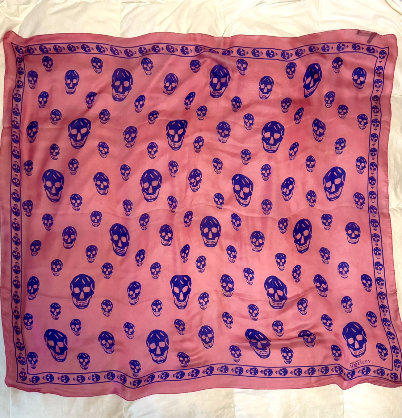 Alexander McQueen Pink Skull Scarf - photo 5