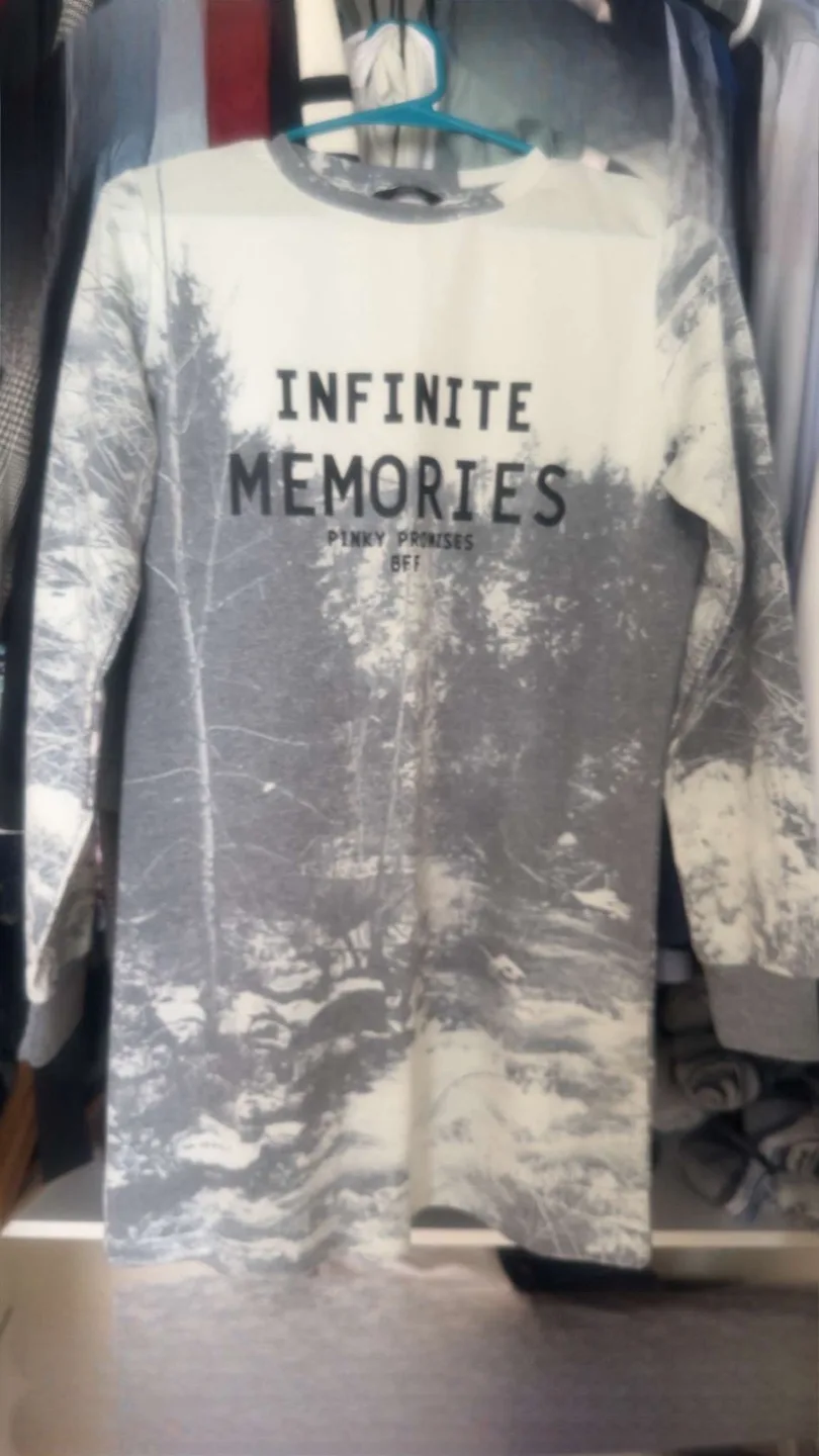 Long sleeve shirt - Infinite Memories thumbnail