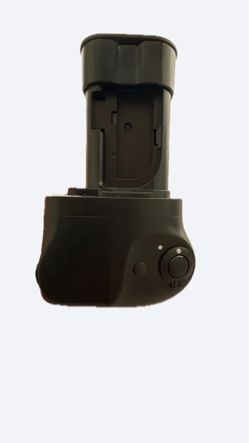 Neewer MB-N12RC-L Battery Grip for Nikon Z8 - New image indicator(3)