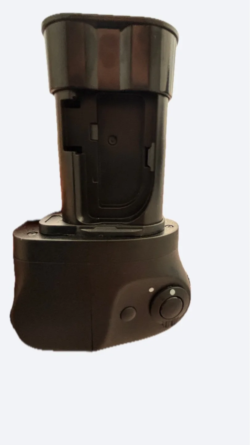 Neewer MB-N12RC-L Battery Grip for Nikon Z8 - New image indicator(4)