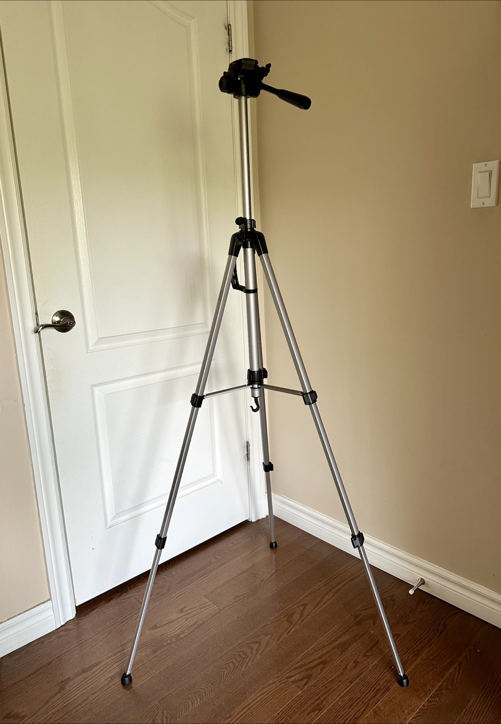 Camera Tripod + Phone Mount and Clicker