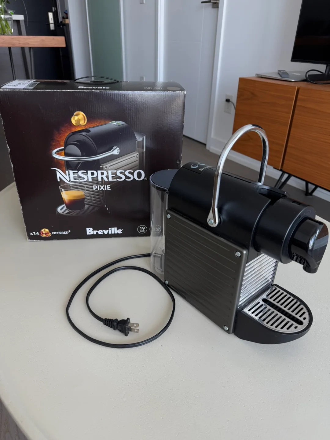 Nespresso Pixie Breville Coffee Machine thumbnail