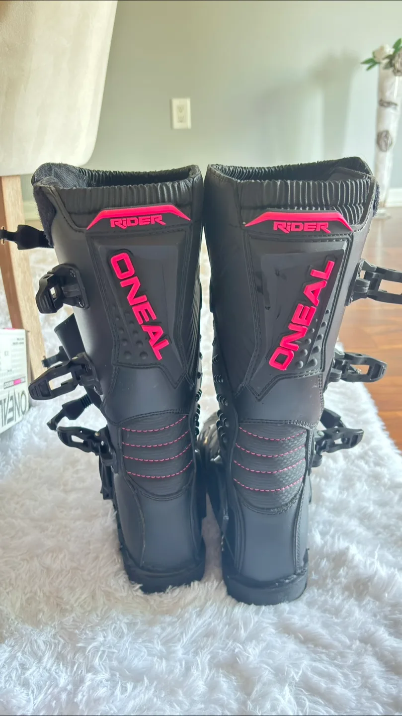 O'Neal Women's Rider Boots - Black/Pink image indicator(3)