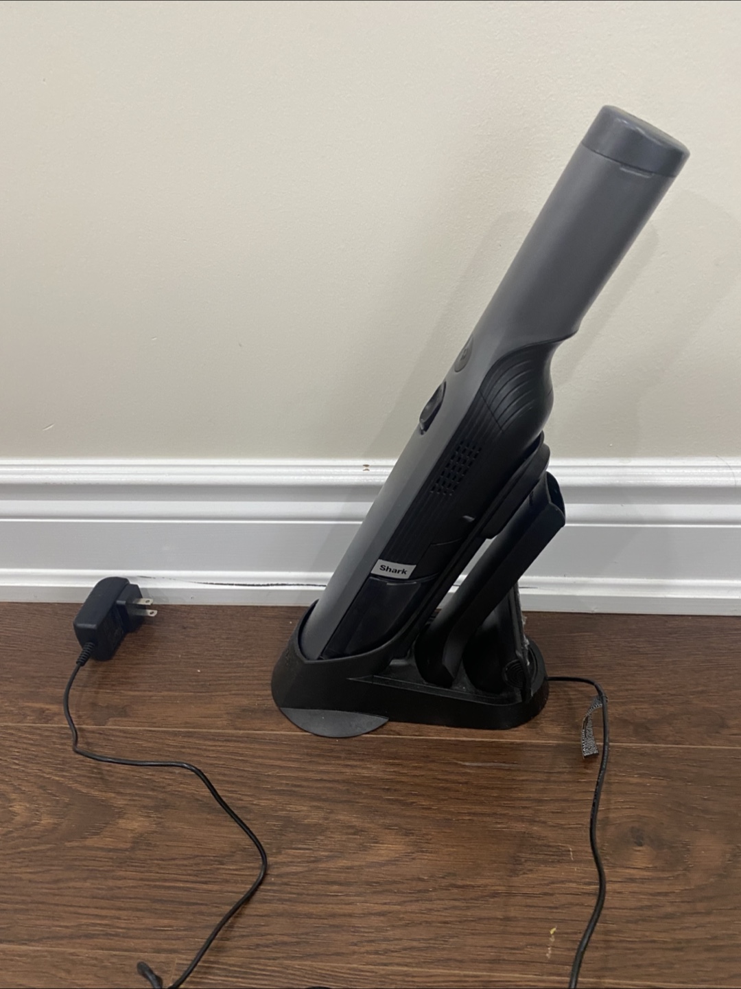 Shark Wandvac Handheld Vacuum