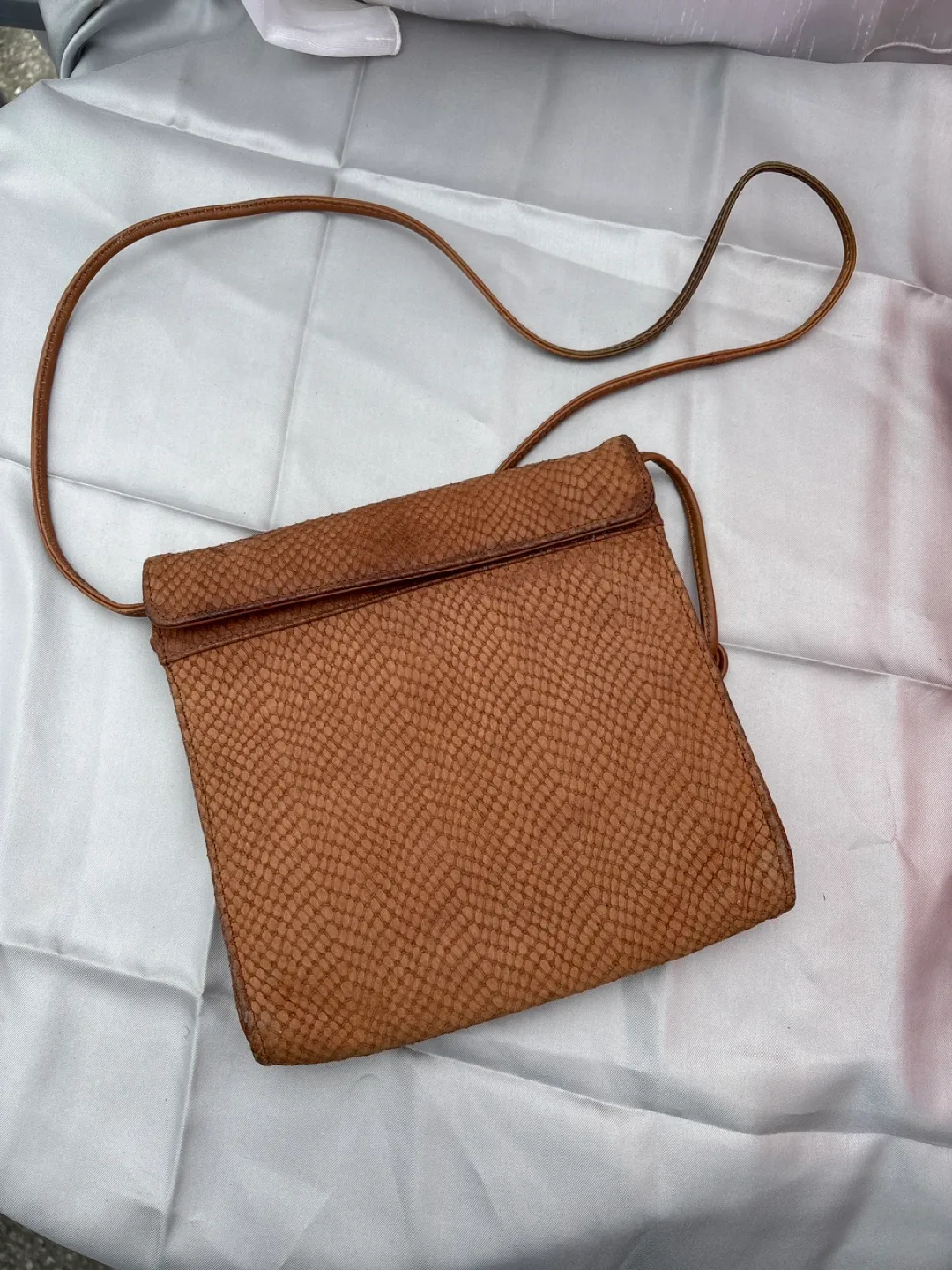 Brown Snakeskin Pattern Shoulder Bag thumbnail