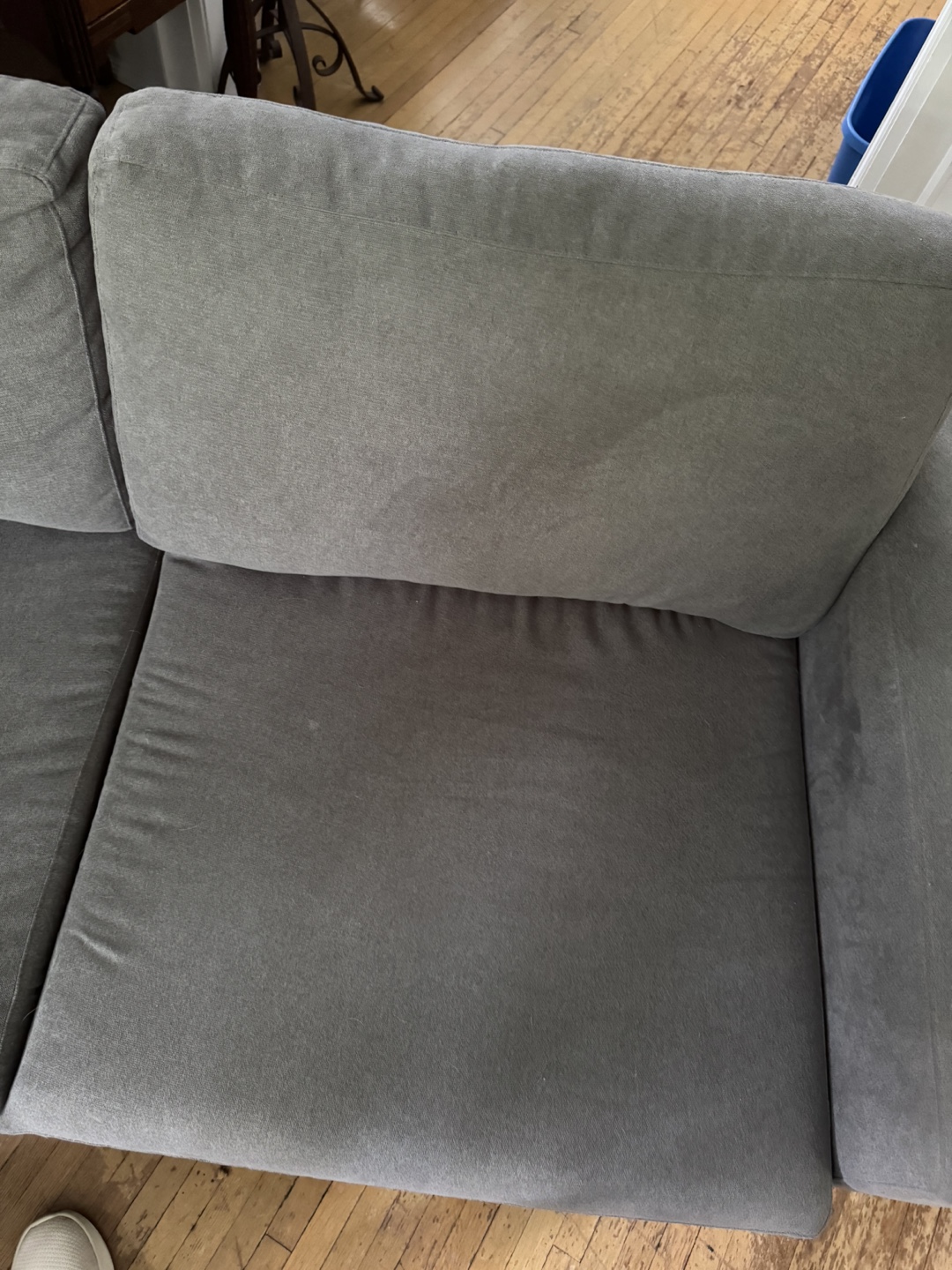 Grey loveseat sofa - made in Canada - photo 2