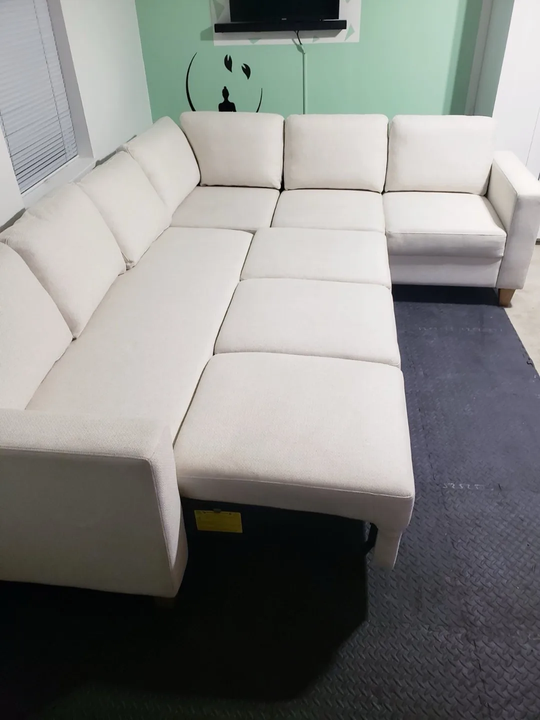 Cream L-Shaped Sectional Sofa / Bed thumbnail