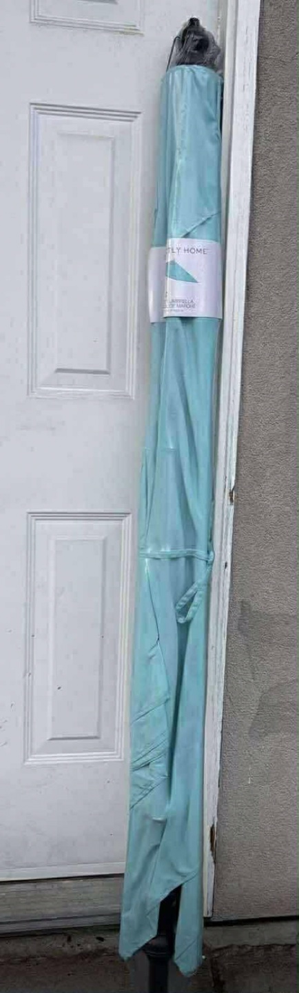 DISTINCTLY HOME Market Umbrella - New in Package!