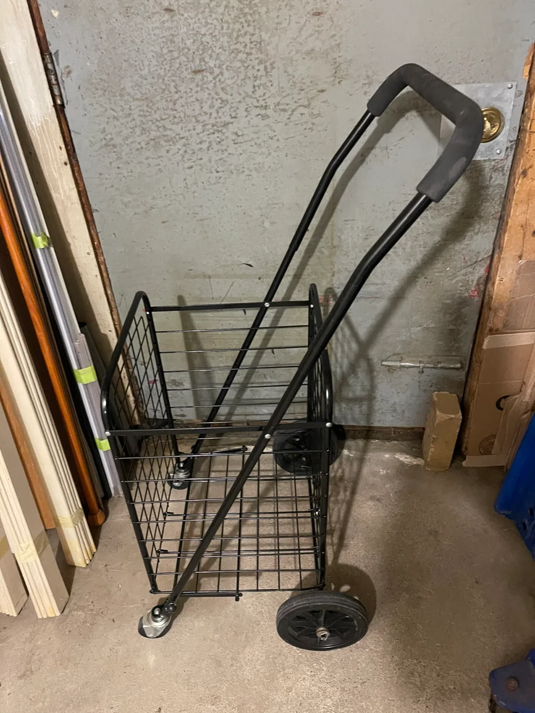 Folding Shopping Cart - Black image indicator(2)