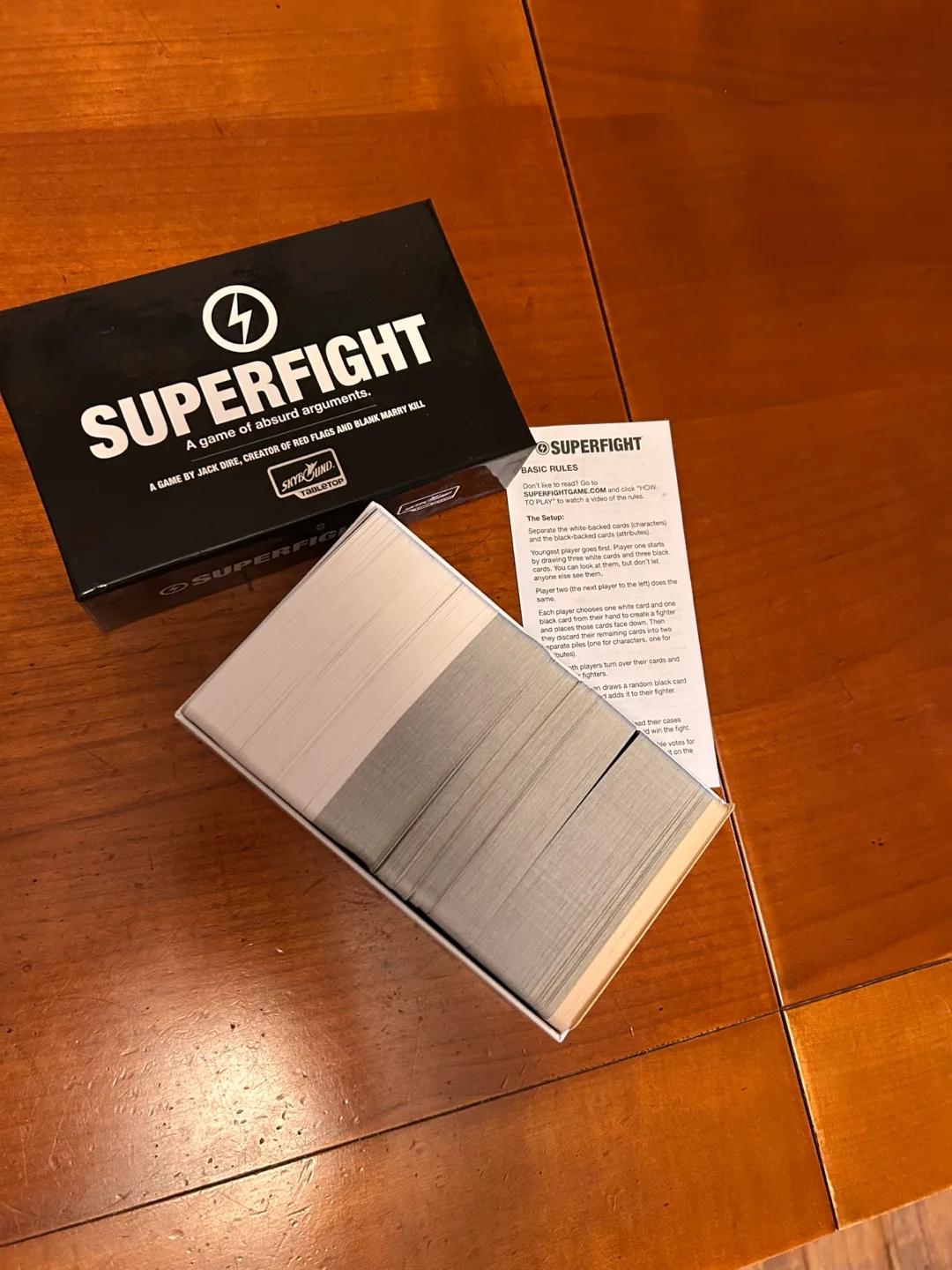 Superfight: A Game of Absurd Arguments thumbnail