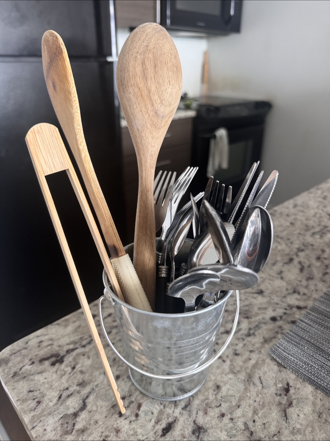 Utensil Set with Bucket
