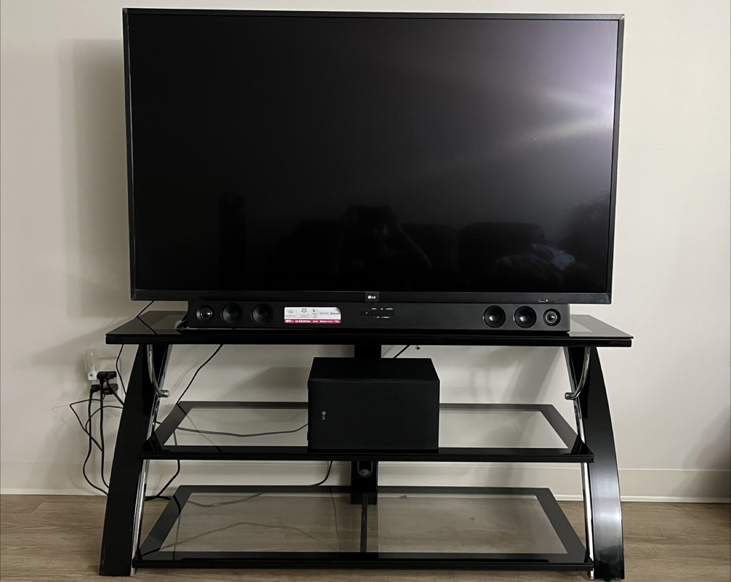 LG TV & Soundbar & Glass metal tv stand - photo 2