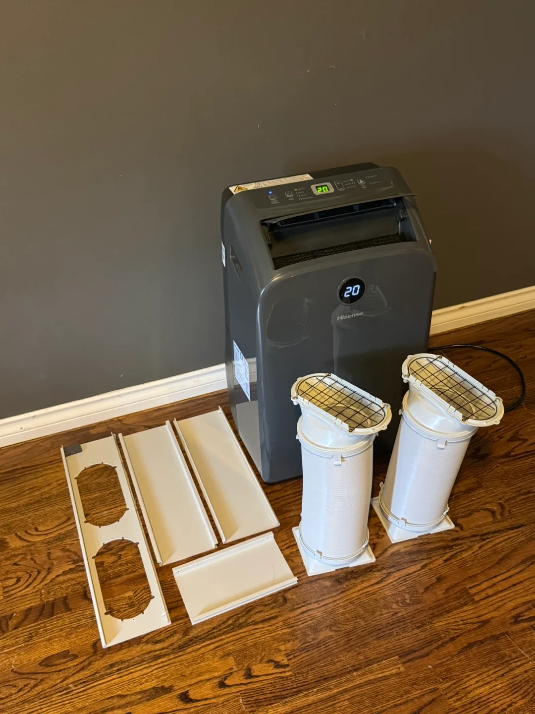 ✨MOVING SALE✨Hisense Portable Air Conditioner 10,000 BTU image indicator(2)