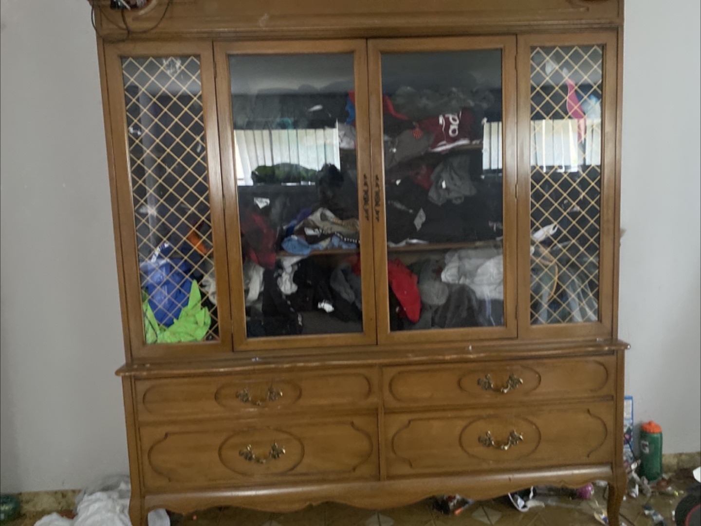Dresser