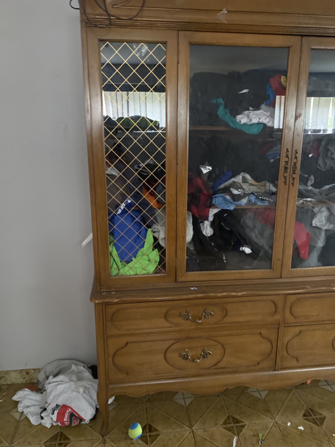 Dresser - photo 2