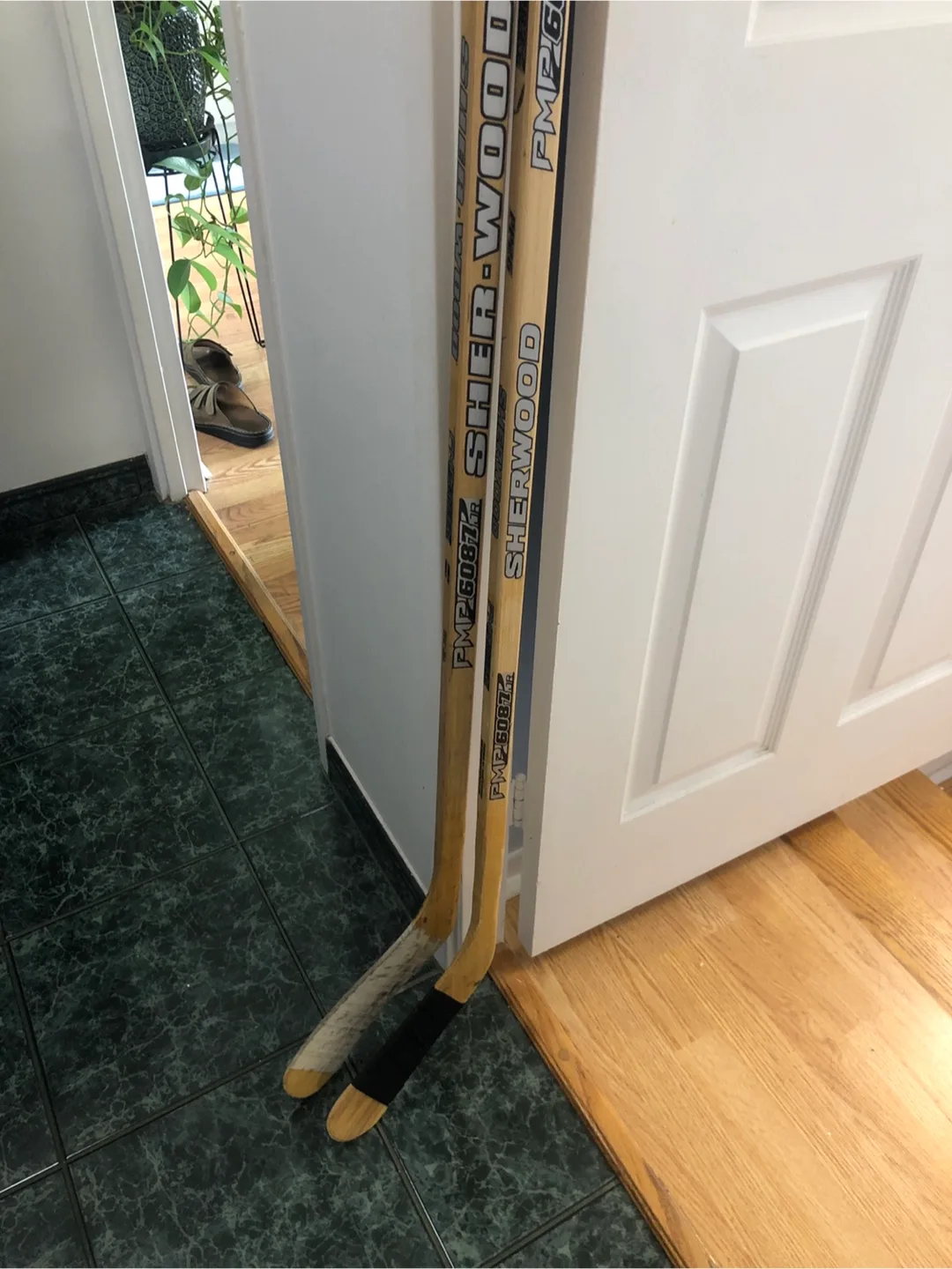 Sher-Wood PMP 5087 Hockey Stick image indicator(2)