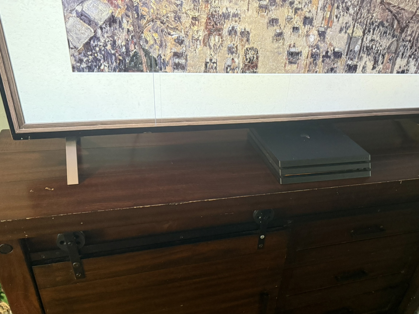 Wood Dresser with Sliding Door 60$ - photo 3