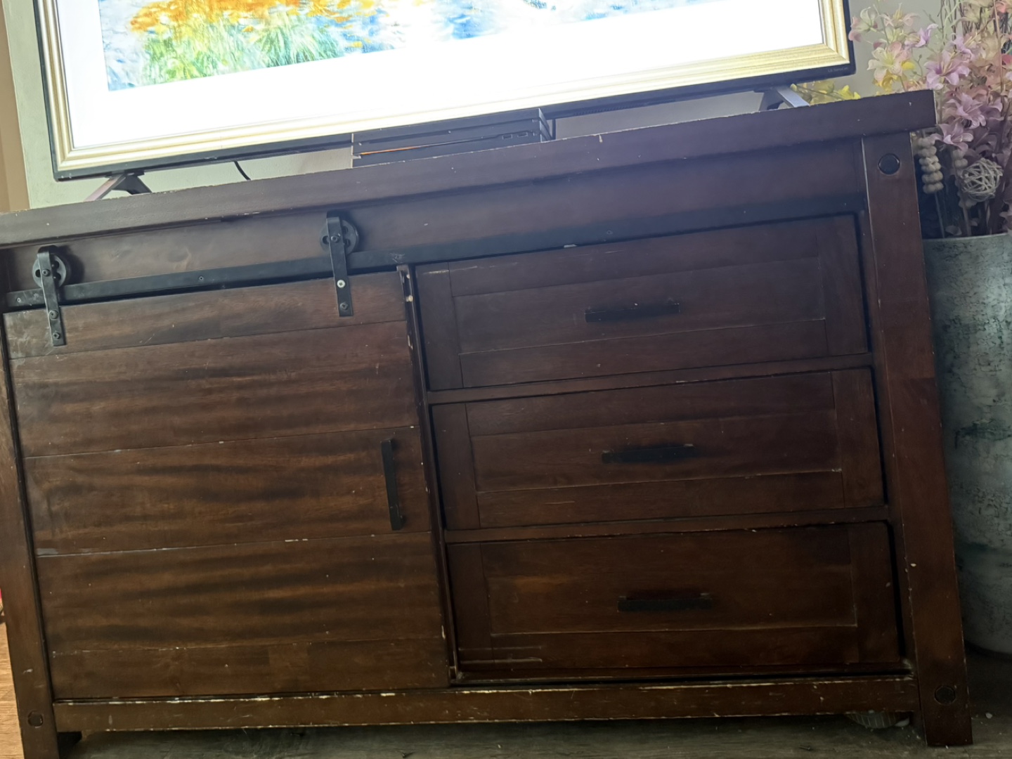 Wood Dresser with Sliding Door 60$ - photo 2
