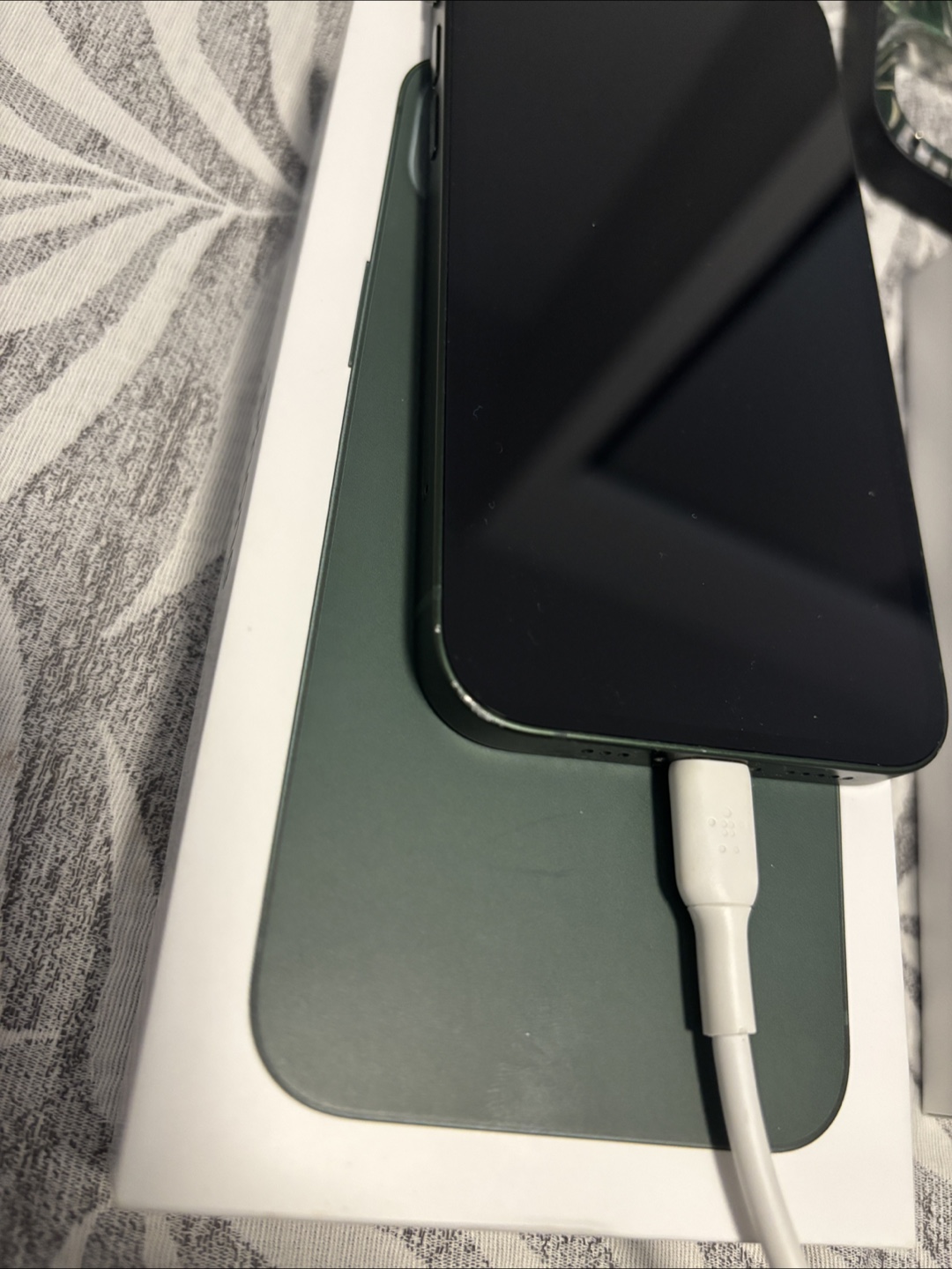 Apple iPhone 13 Green 128gb - Unlocked - photo 3
