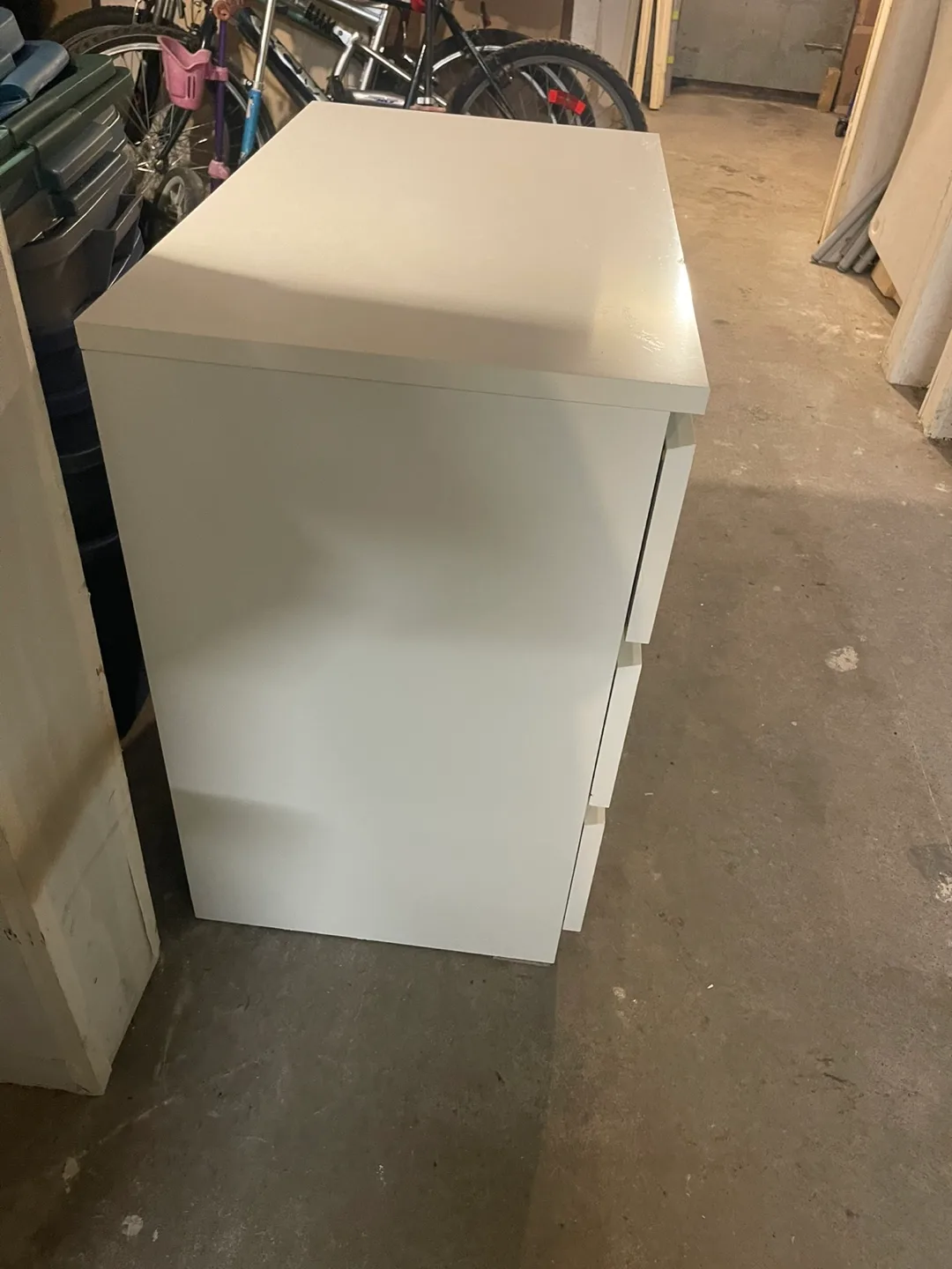 White 3-Drawer Dresser image indicator(2)