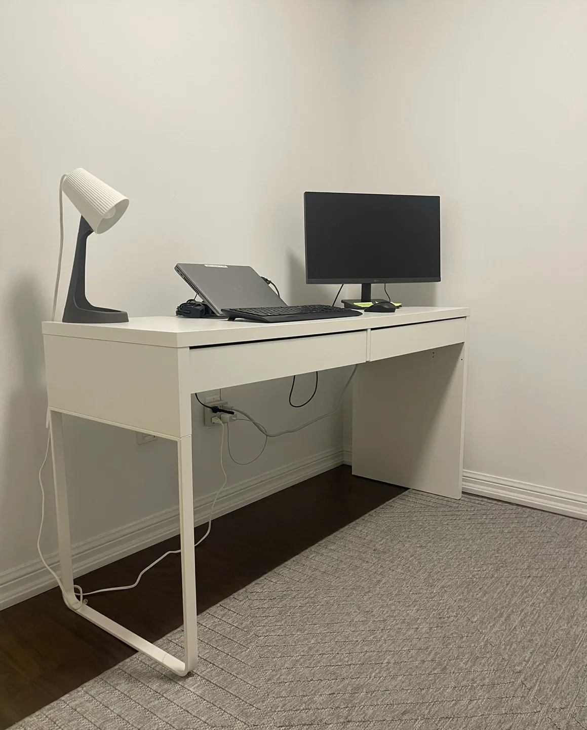 IKEA MICKE Desk - White