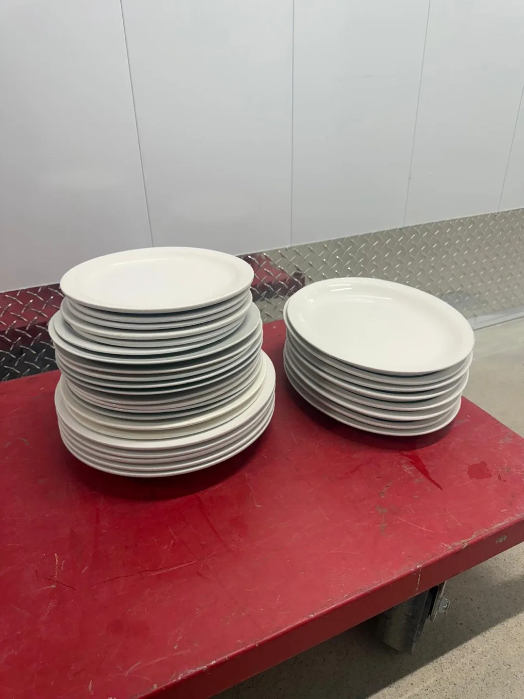 White Ceramic Plates - Restaurant Quality thumbnail