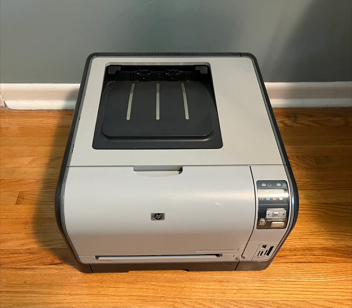 HP Color LaserJet CP1518ni Printer image indicator(2)