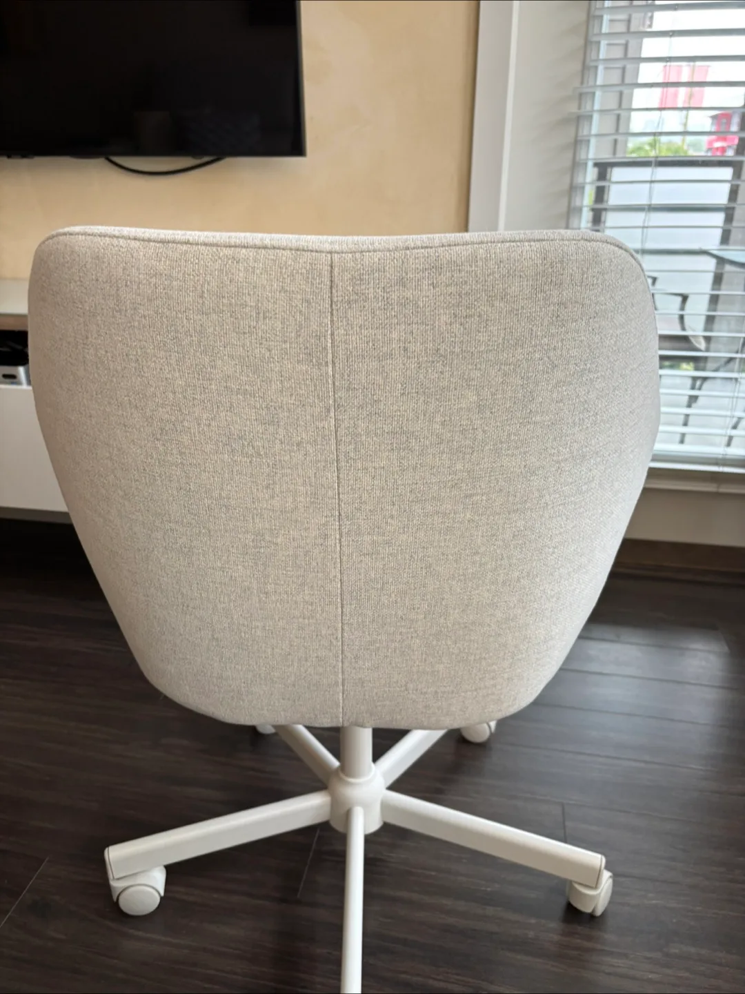 Beige Desk Chair image indicator(5)