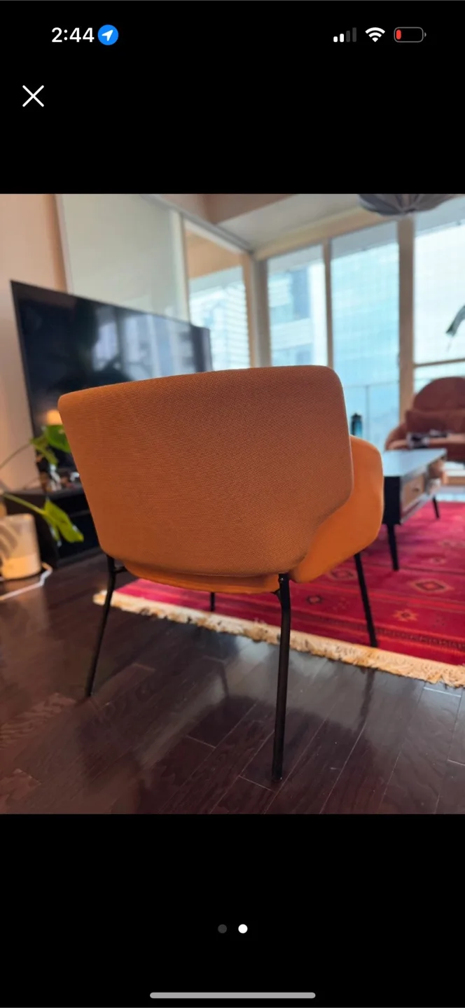 Yellow Armchair image indicator(2)