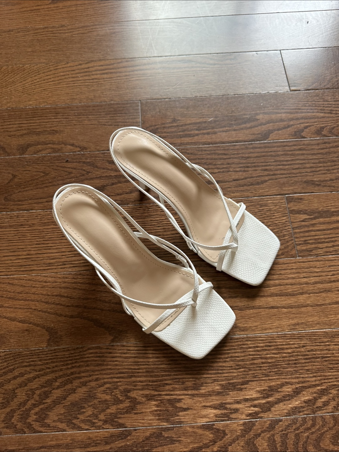 White strappy heels - photo 2